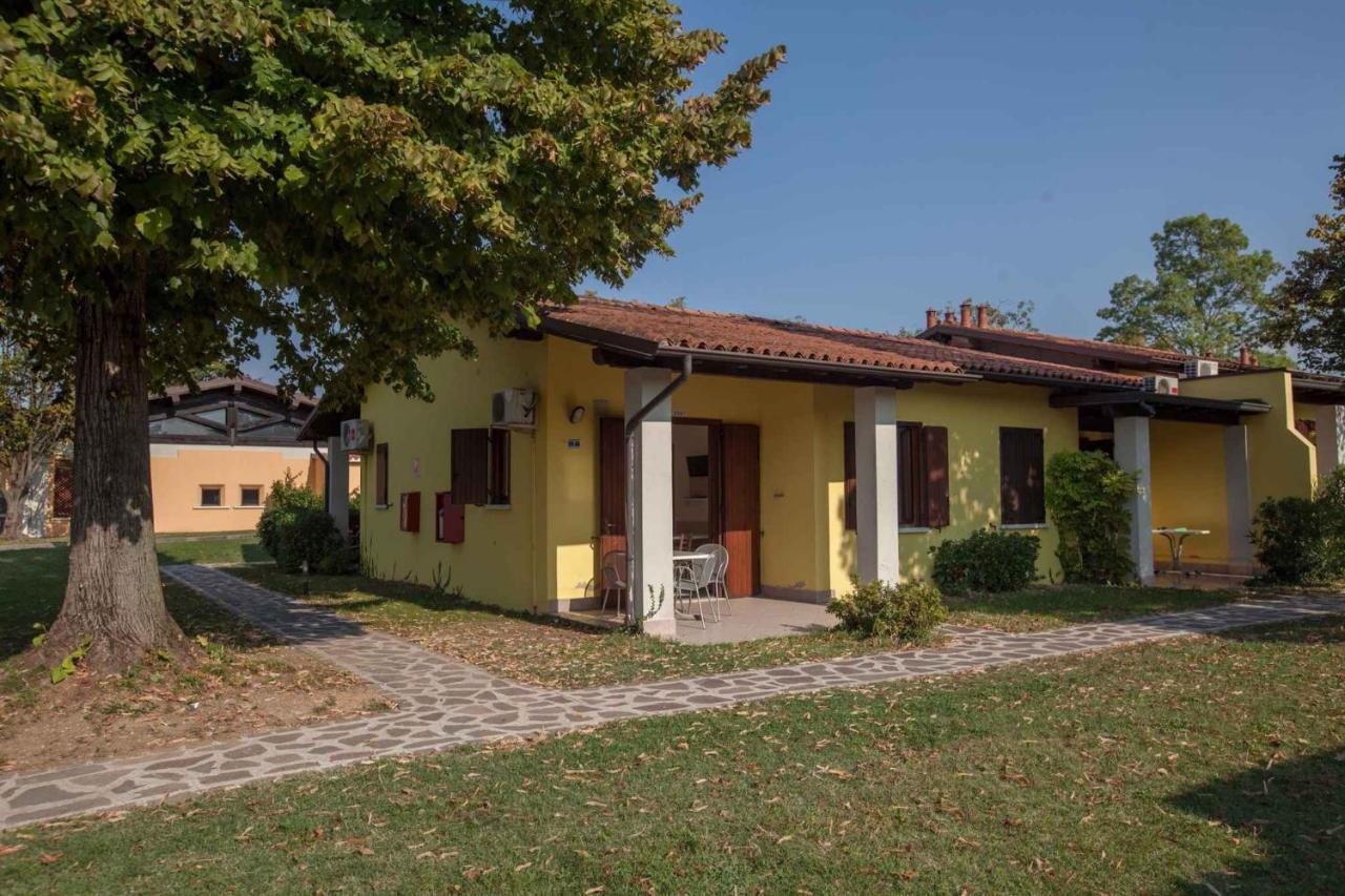 Holiday Homes In Sirmione/Gardasee 22174 Exterior foto